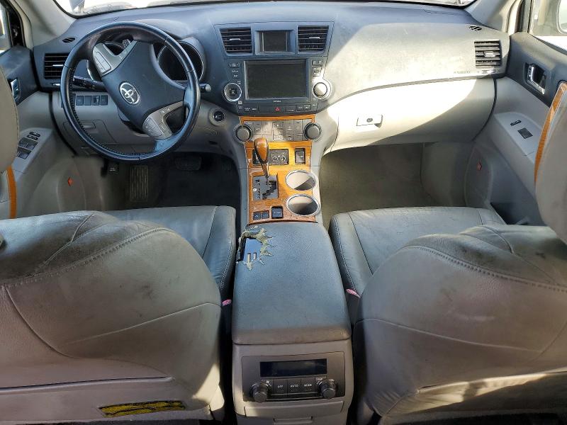 Photo 8 from auction – 2008 TOYOTA HIGHLANDER with VIN JTEEW44A082008433