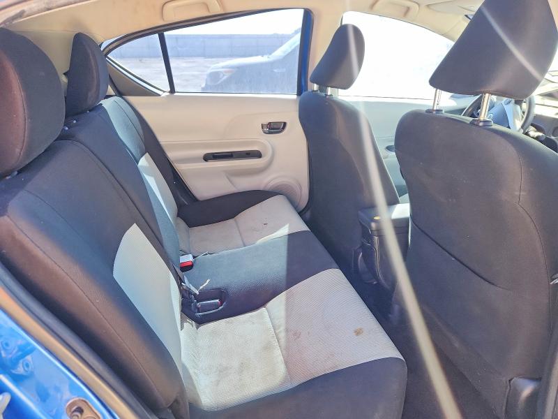 Photo 10 from auction – 2014 TOYOTA PRIUS C with VIN JTDKDTB33E1569240
