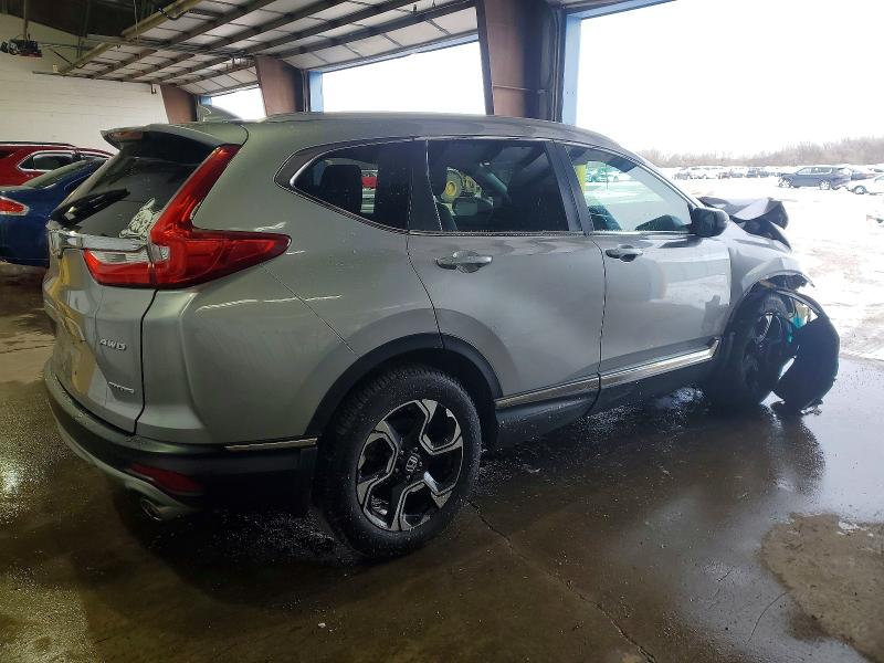 Photo 3 from auction – 2017 HONDA CR-V with VIN 2HKRW2H99HH663960