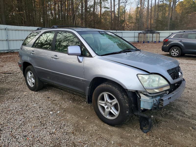 Photo 4 from auction – 2002 LEXUS RX 300 with VIN JTJHF10U820246112