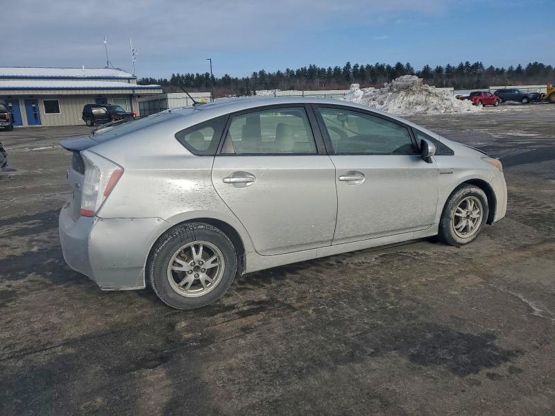 Photo 3 from auction – 2011 TOYOTA PRIUS with VIN JTDKN3DU8B5347641