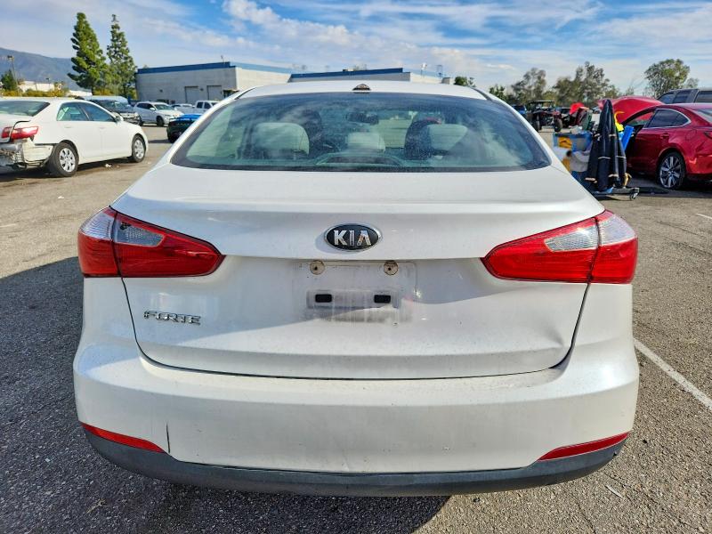 Photo 6 from auction – 2015 KIA FORTE with VIN KNAFX4A62F5277516