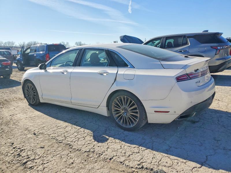 Photo 2 from auction – 2014 LINCOLN MKZ with VIN 3LN6L2LU0ER813708