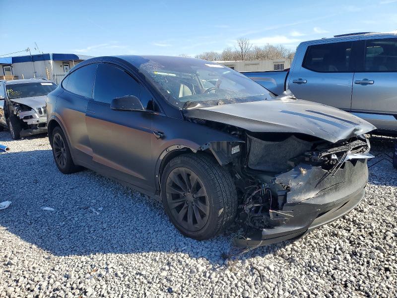 Photo 4 from auction – 2020 TESLA MODEL X with VIN 5YJXCAE22LF263571