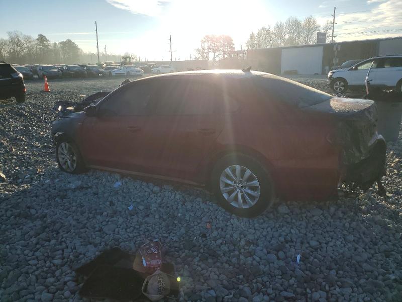 Photo 2 from auction – 2015 VOLKSWAGEN PASSAT with VIN 1VWAT7A38FC053014