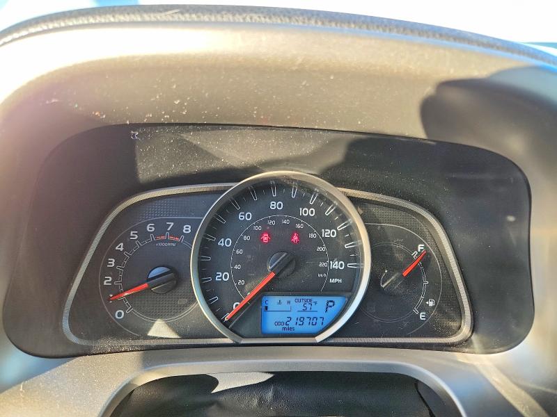 Photo 9 from auction – 2015 TOYOTA RAV4 XLE with VIN JTMWFREV6FJ044248