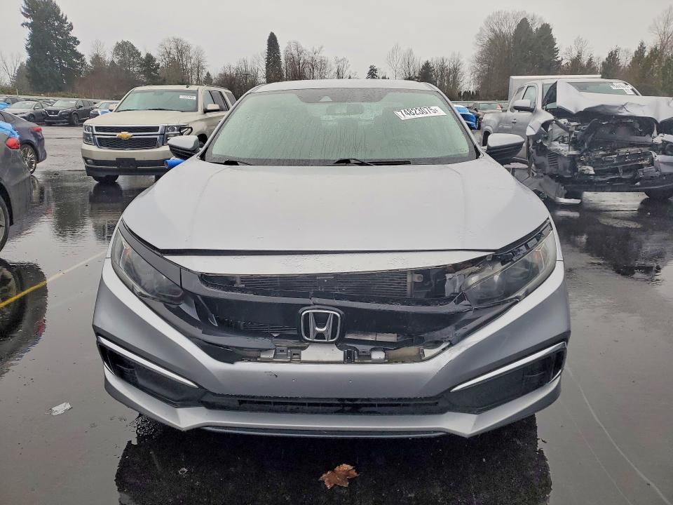 Photo 5 from auction – 2019 HONDA CIVIC with VIN 19XFC2F64KE024000