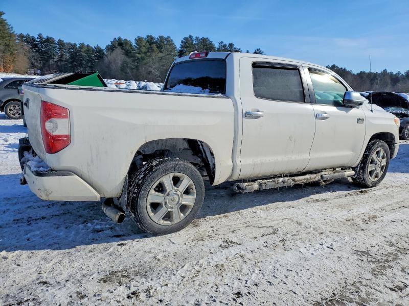 Photo 3 from auction – 2016 TOYOTA TUNDRA with VIN 5TFAY5F18GX552003