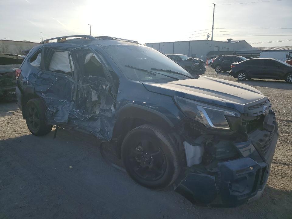 Photo 4 from auction – 2022 SUBARU FORESTER W with VIN JF2SKAMC7NH519117