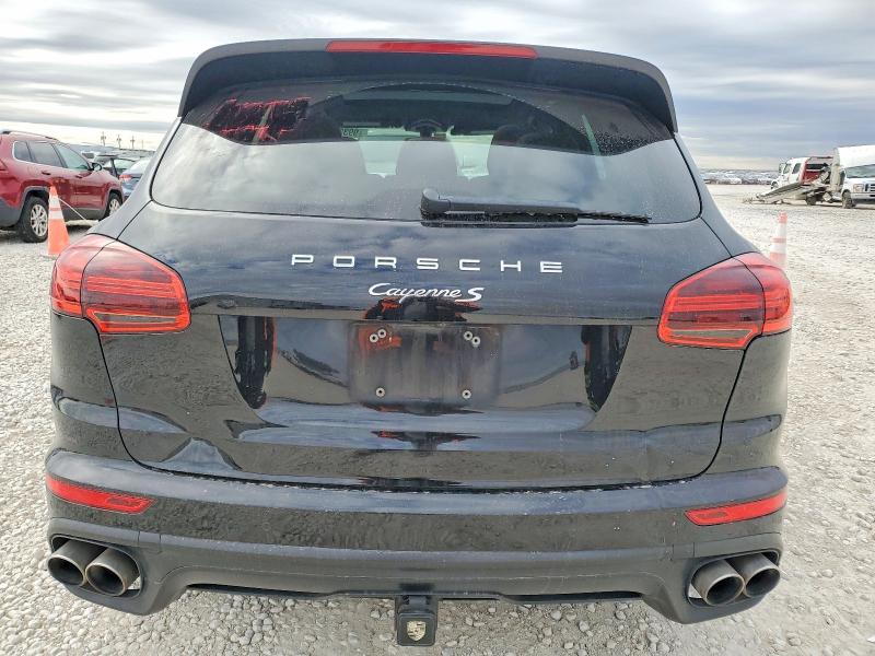 Photo 6 from auction – 2016 PORSCHE CAYENNE S with VIN WP1AB2A28GLA96610