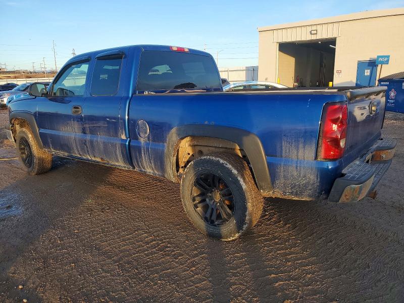 Photo 2 from auction – 2004 CHEV SILVERADO with VIN 1GCEK19T74E304857