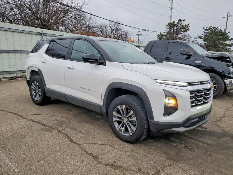 Photo 4 from auction – 2025 CHEVROLET EQUINOX LT with VIN 3GNAXHEG6SL249257