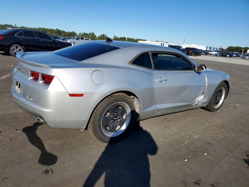 Photo 3 from auction – 2013 CHEVROLET CAMARO LS with VIN 2G1FA1E32D9156139