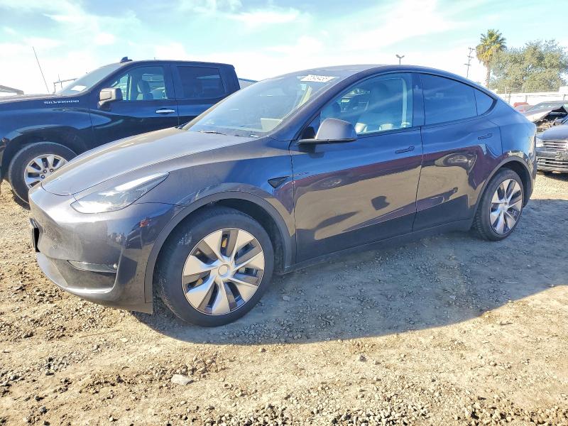 TESLA MODEL Y 2024 with VIN 7SAYGDEE4RA239401 - Photo from auction