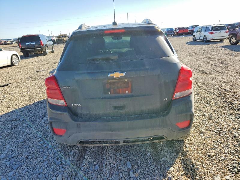 Photo 6 from auction – 2018 CHEVROLET TRAX with VIN 3GNCJLSB0JL247752