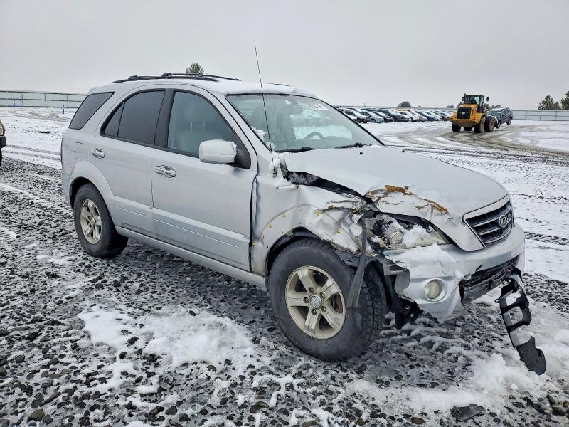 Photo 4 from auction – 2007 KIA SORENTO EX with VIN KNDJC736175667631