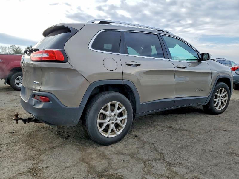 Photo 3 from auction – 2017 JEEP CHEROKEE L with VIN 1C4PJMCB2HW575743