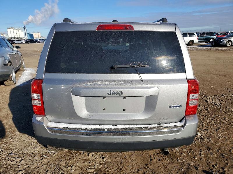 Photo 6 from auction – 2016 JEEP PATRIOT with VIN 1C4NJPFA6GD537891