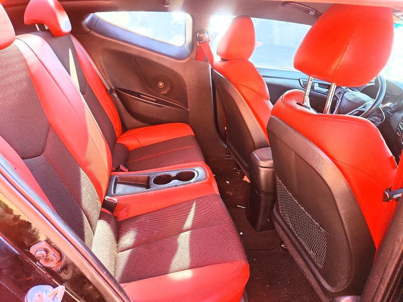 Photo 10 from auction – 2016 HYUNDAI VELOSTER with VIN KMHTC6AE5GU295547