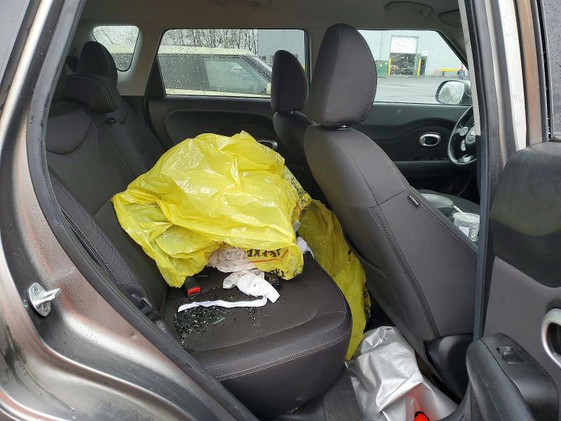 Photo 10 from auction – 2014 KIA SOUL with VIN KNDJN2A2XE7109582