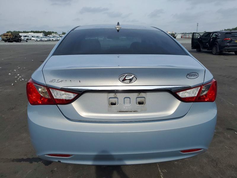 Photo 6 from auction – 2011 HYUNDAI SONATA with VIN 5NPEB4AC8BH168572