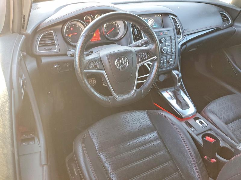 Photo 8 from auction – 2018 BUICK CASCADA with VIN W04WJ3N55JG068424