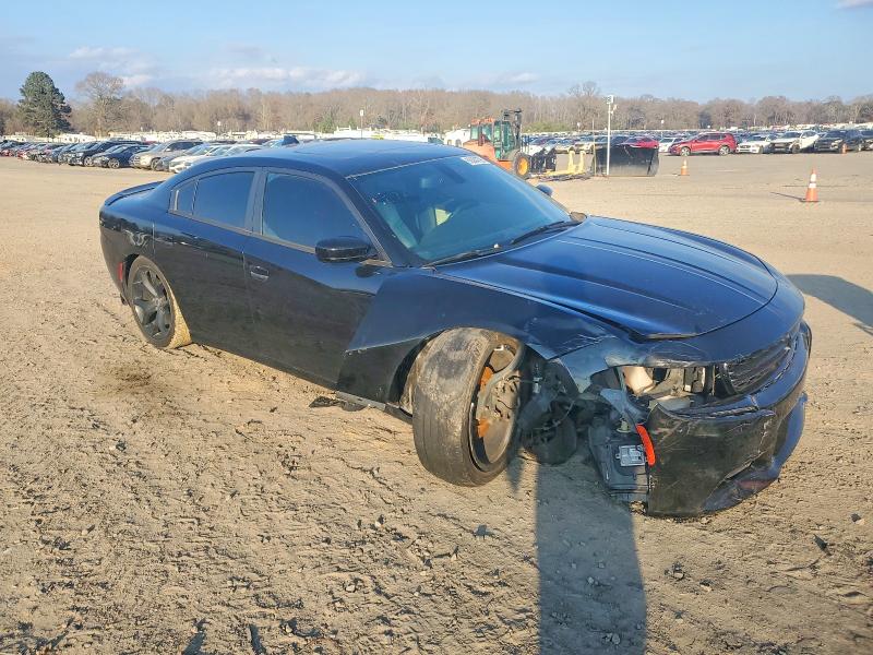 Photo 4 from auction – 2017 DODGE CHARGER with VIN 2C3CDXHGXHH614075