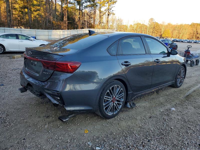 Photo 3 from auction – 2021 KIA FORTE GT with VIN 3KPF44AC5ME374776