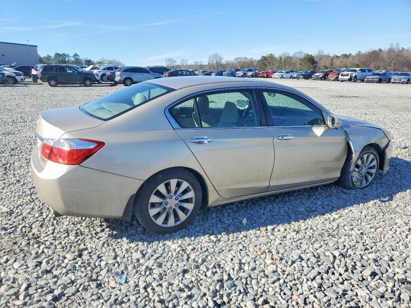 Photo 3 from auction – 2015 HONDA ACCORD EX with VIN 1HGCR2F75FA101574