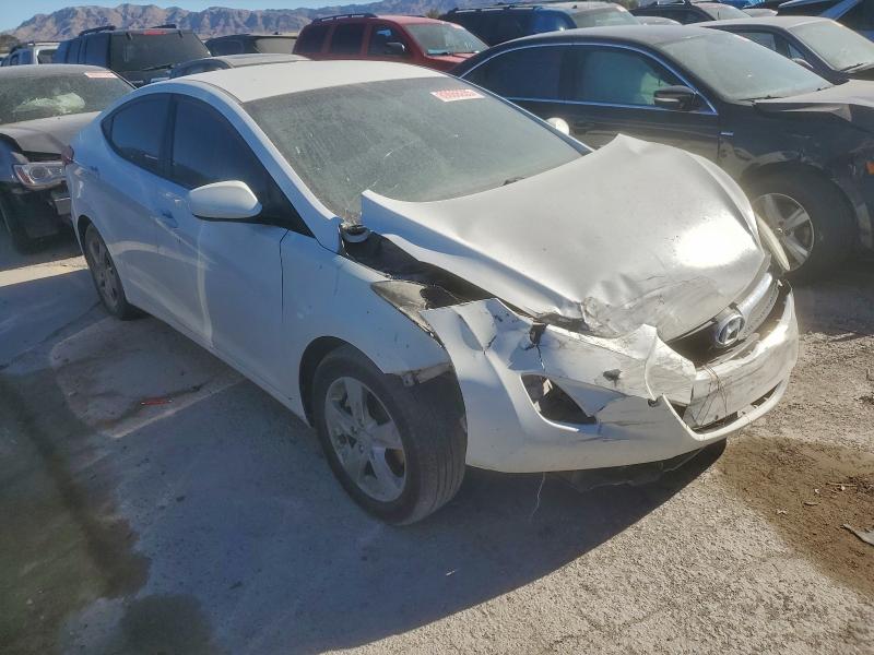 Photo 4 from auction – 2012 HYUNDAI ELANTRA with VIN 5NPDH4AE4CH126624