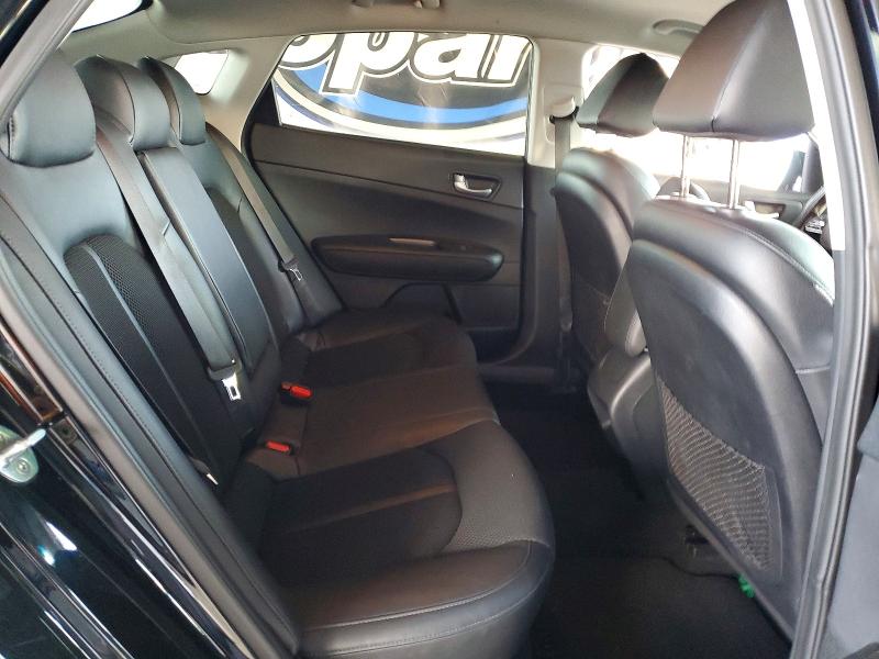 Photo 10 from auction – 2019 KIA OPTIMA with VIN 5XXGT4L32KG299558