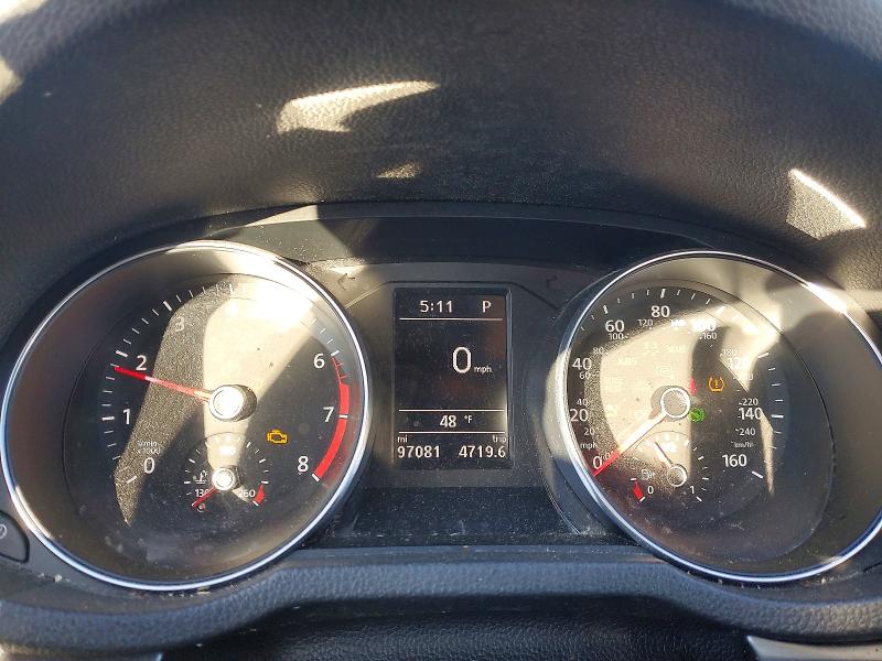 Photo 9 from auction – 2018 VOLKSWAGEN PASSAT with VIN 1VWAA7A33JC007718