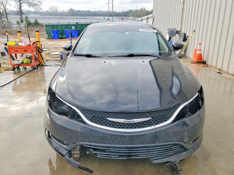 Photo 5 from auction – 2016 CHRYSLER 200 with VIN 1C3CCCFB2GN182753