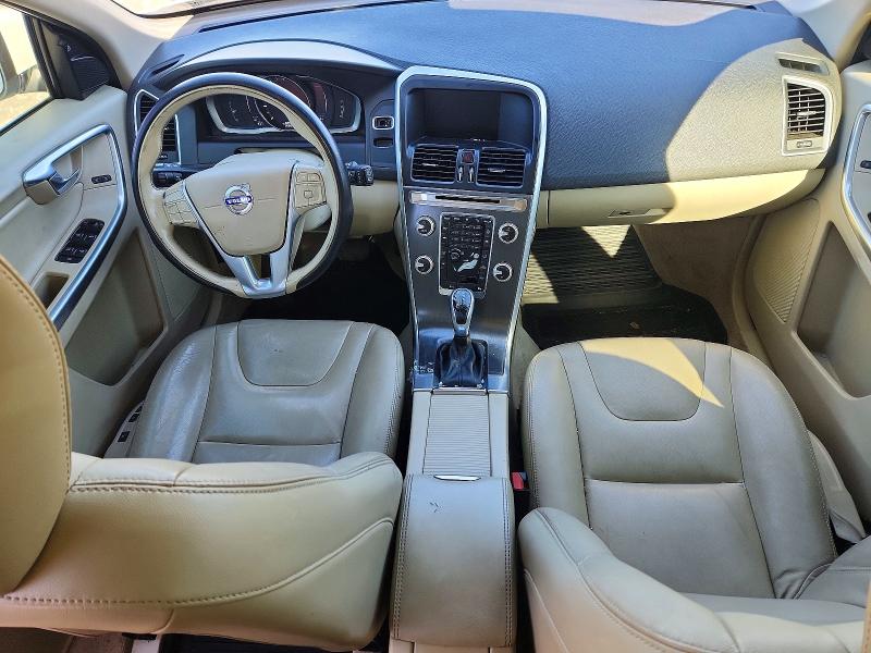 Photo 8 from auction – 2016 VOLVO XC60 T5 PR with VIN YV440MDK4G2870933