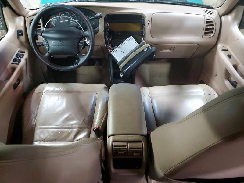 Photo 8 from auction – 2000 MERCURY MOUNTAINEE with VIN 4M2ZU86P9YUJ46331