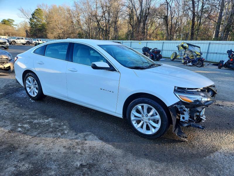 Photo 4 from auction – 2021 CHEVROLET MALIBU LT with VIN 1G1ZD5ST2MF009150