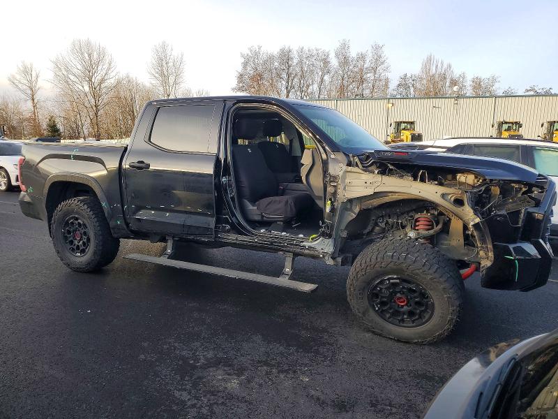 Photo 4 from auction – 2023 TOYOTA TUNDRA CRE with VIN 5TFPC5DB4PX037424