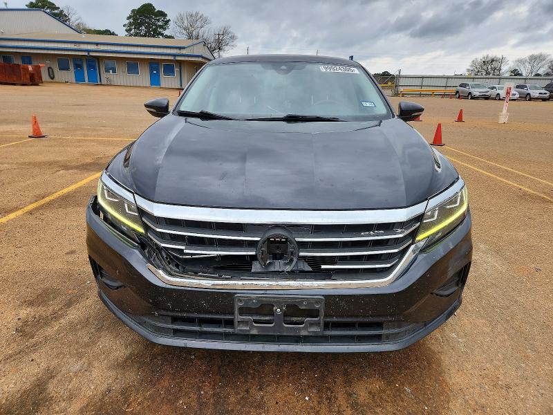 Photo 5 from auction – 2020 VOLKSWAGEN PASSAT SE with VIN 1VWSA7A30LC015671