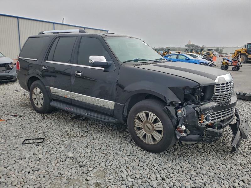 Photo 4 from auction – 2007 LINCOLN NAVIGATOR with VIN 5LMFU27547LJ04049