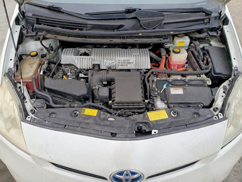 Photo 11 from auction – 2014 TOYOTA PRIUS with VIN JTDKN3DU0E1767728