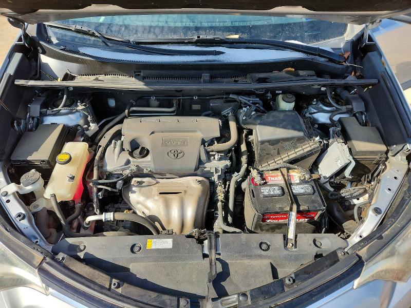 Photo 12 from auction – 2016 TOYOTA RAV4 XLE with VIN 2T3RFREV5GW510655