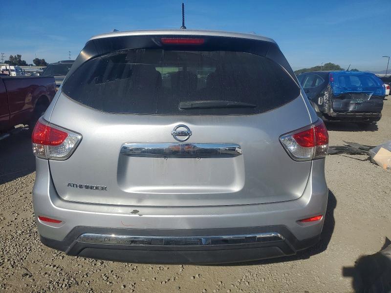 Photo 6 from auction – 2015 NISSAN PATHFINDER with VIN 5N1AR2MN9FC645843