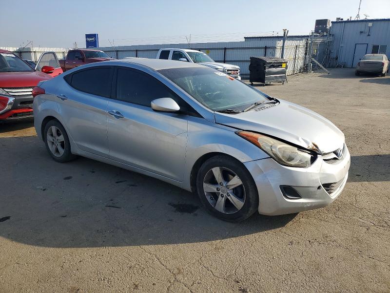 Photo 4 from auction – 2013 HYUNDAI ELANTRA with VIN 5NPDH4AE0DH415792