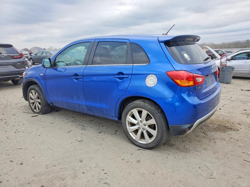 Photo 2 from auction – 2015 MITSUBISHI OUTLANDER with VIN 4A4AR4AUXFE019341
