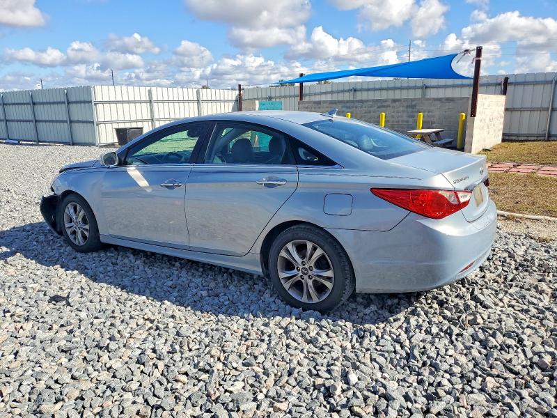 Photo 2 from auction – 2011 HYUNDAI SONATA SE with VIN 5NPEC4AC1BH297931