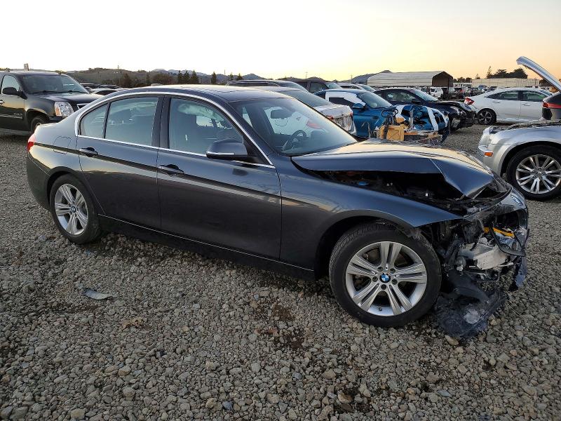Photo 4 from auction – 2017 BMW 330 with VIN WBA8B9G55HNU09741