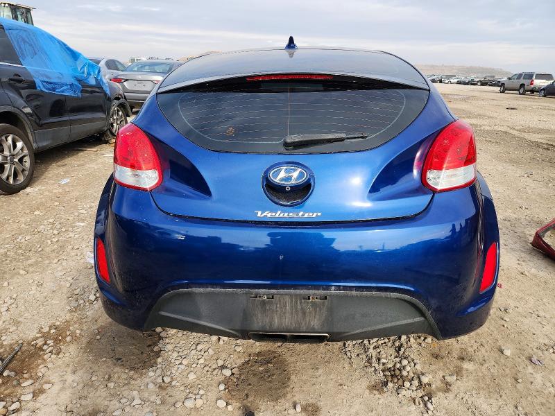 Photo 6 from auction – 2016 HYUNDAI VELOSTER with VIN KMHTC6AD0GU260678