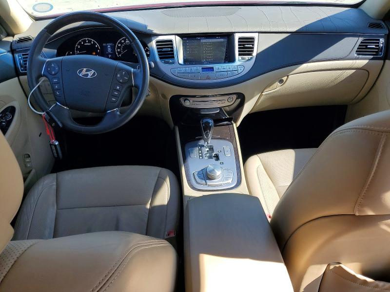 Photo 8 from auction – 2011 HYUNDAI GENESIS 4. with VIN KMHGC4DF4BU126316