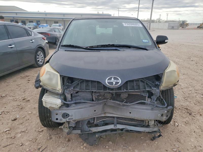 Photo 5 from auction – 2012 TOYOTA SCION XD with VIN JTKKU4B43C1028080
