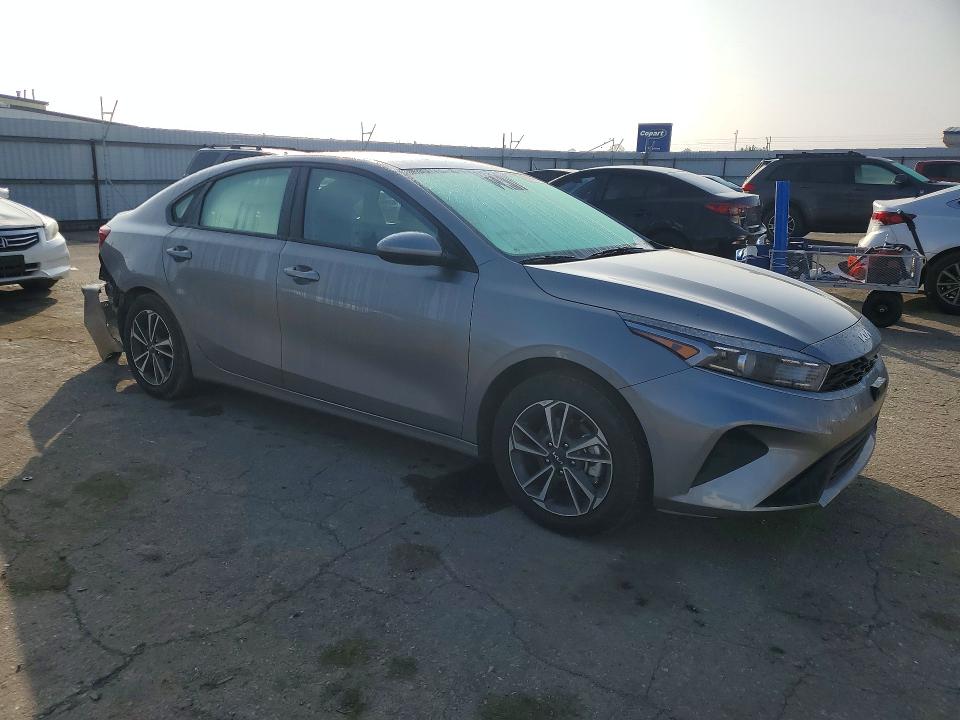 Photo 4 from auction – 2024 KIA FORTE with VIN 3KPF24AD0RE800069